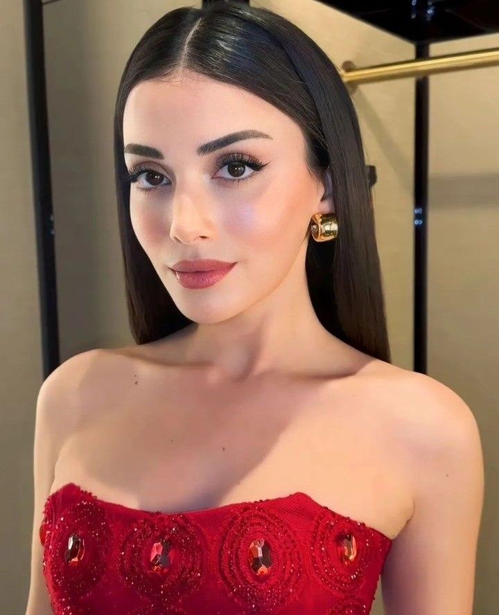 ozgeyagizz